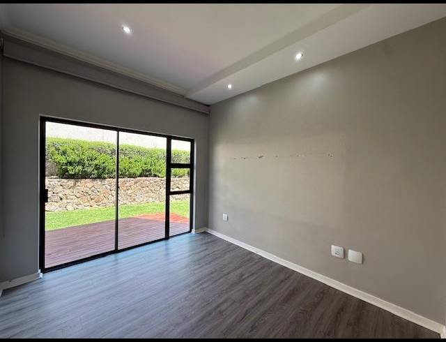 2 BEDROOM PROPERTY TO RENT IN BRYANSTON